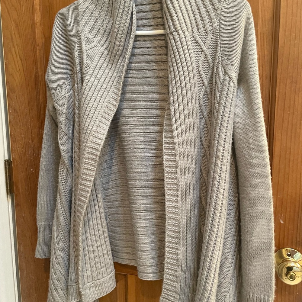 New York & Company Heather Gray Cable Knit Cardigan